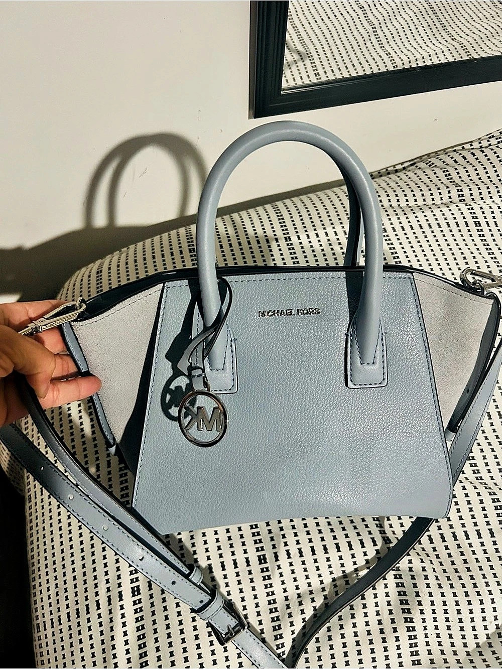 Michael Kors Mercer Gallery Small Center Zip Satchel in Blue & White